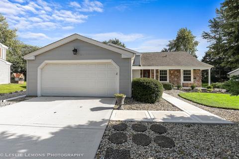 1348 Stonegate Rd, Naperville, IL 60540 photo 2