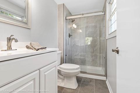 1348 Stonegate Rd, Naperville, IL 60540 photo 10