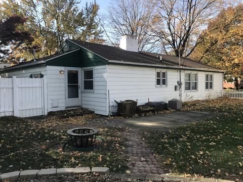 2102 Benjamin Ln, Bloomington, IL 61701 photo 8