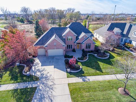 3504 White Eagle Dr, Naperville, IL 60564 photo 1