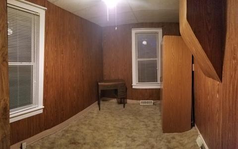 113 W 4th St, Spring Valley, IL 61362 photo 5