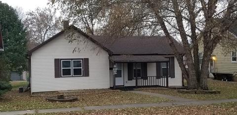 113 W 4th St, Spring Valley, IL 61362 photo 1