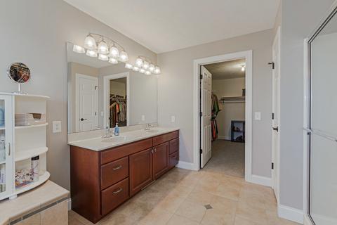 38 Fedor Cir, Bloomington, IL 61705 photo 21