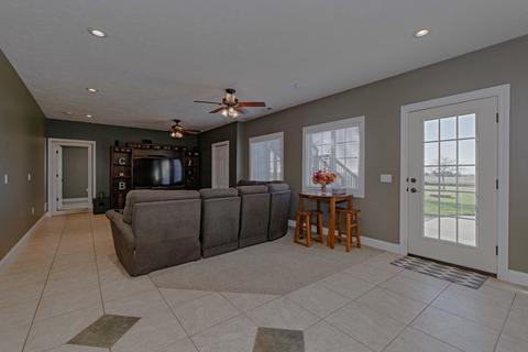 38 Fedor Cir, Bloomington, IL 61705 photo 37