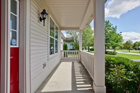 1341 Bison Ln, Hoffman Estates, IL 60192 photo 3