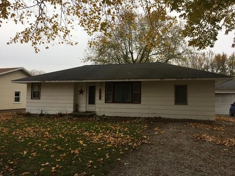 565 E Grove St, Sheldon, IL 60966 photo 1