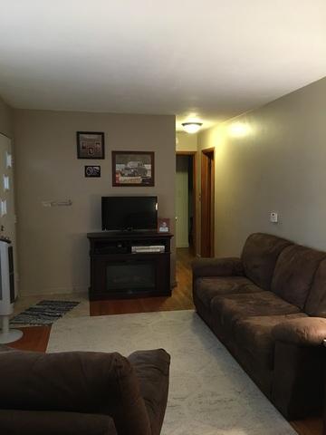 565 E Grove St, Sheldon, IL 60966 photo 4