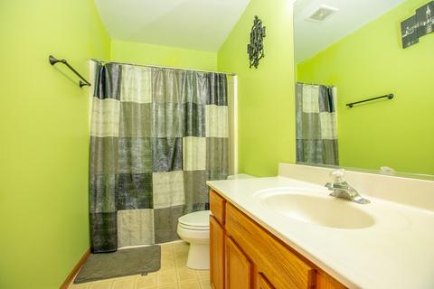 519 Shadow Dr, Harvard, IL 60033 photo 17