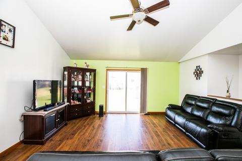 519 Shadow Dr, Harvard, IL 60033 photo 11