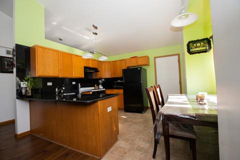 519 Shadow Dr, Harvard, IL 60033 photo 3