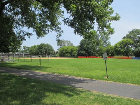 1201 Pleasant Run Dr #305, Wheeling, IL 60090 photo 14