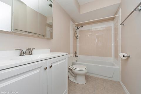 1201 Pleasant Run Dr #305, Wheeling, IL 60090 photo 11