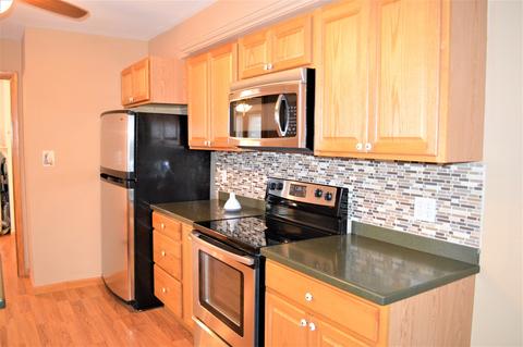 401 Erickson St, Ottawa, IL 61350 photo 3