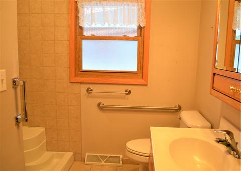 401 Erickson St, Ottawa, IL 61350 photo 8