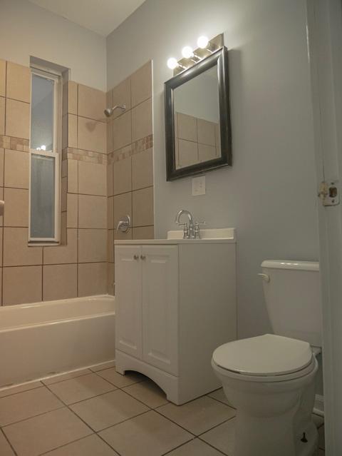 4553 S Champlain Ave, Chicago, IL 60653 photo 12
