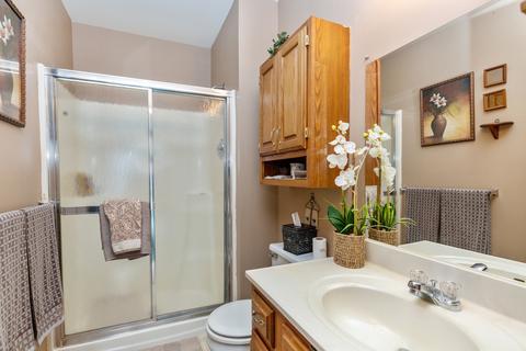 700 N Porter St, Elgin, IL 60120 photo 10