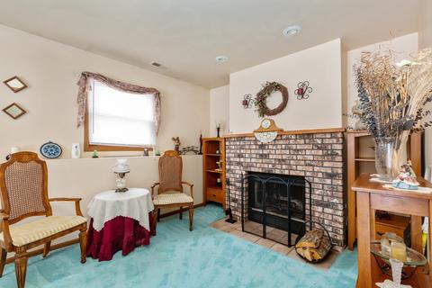 700 N Porter St, Elgin, IL 60120 photo 11