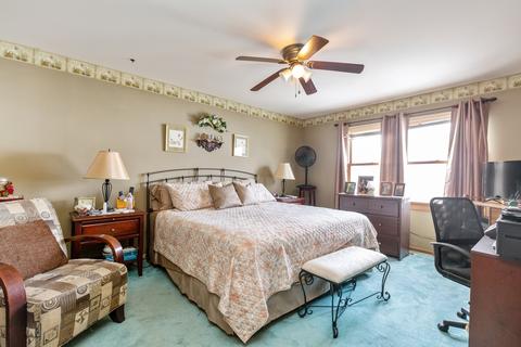 700 N Porter St, Elgin, IL 60120 photo 8