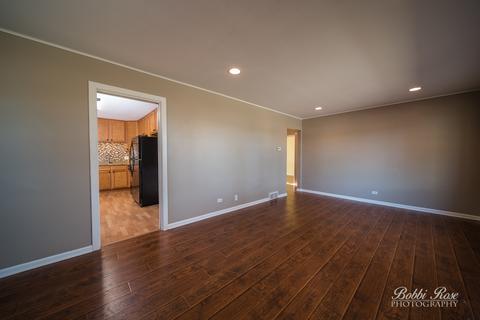 2803 Martin Ln, Rolling Meadows, IL 60008 photo 3