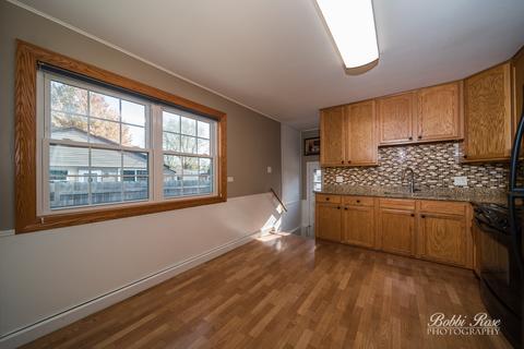 2803 Martin Ln, Rolling Meadows, IL 60008 photo 4