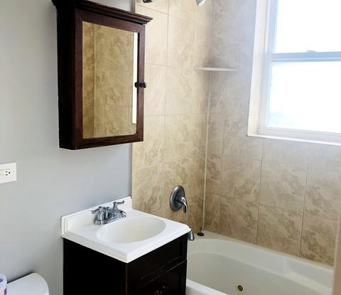 6317 N Artesian Ave #2W, Chicago, IL 60659 photo 7