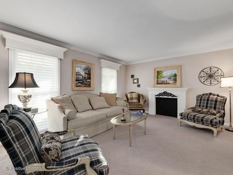 440 Hevern Dr, Wheaton, IL 60189 photo 11