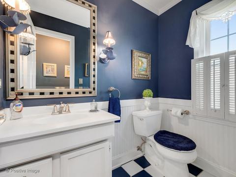 440 Hevern Dr, Wheaton, IL 60189 photo 24