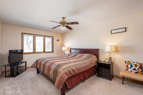 601 Darien Ct, Hoffman Estates, IL 60169 photo 11