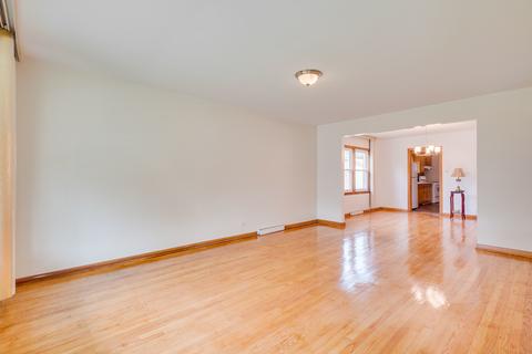 11615 S Artesian Ave, Chicago, IL 60655 photo 4