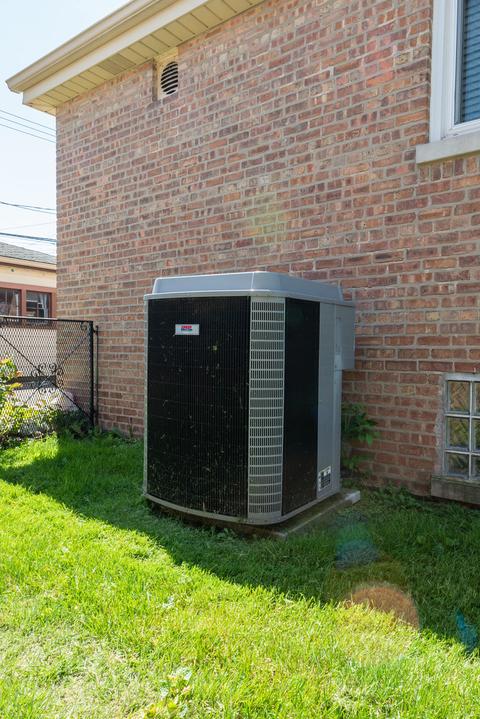 11615 S Artesian Ave, Chicago, IL 60655 photo 27