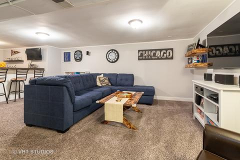 403 S Pine St, Mount Prospect, IL 60056 photo 11
