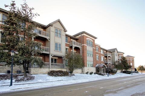 271 E Railroad Ave #301, Bartlett, IL 60103 photo 30