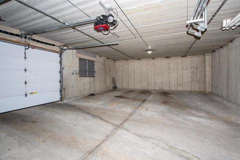 271 E Railroad Ave #301, Bartlett, IL 60103 photo 20