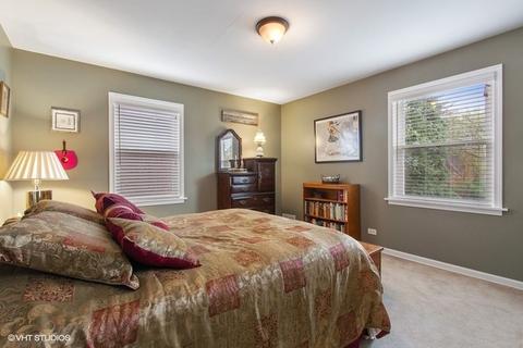 419 Longcommon Rd, Riverside, IL 60546 photo 10