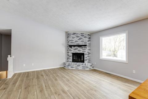 1207 N Linden St, Normal, IL 61761 photo 6