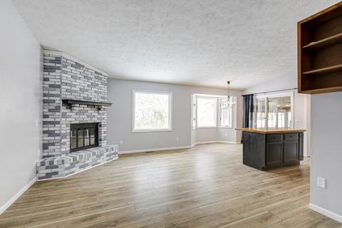 1207 N Linden St, Normal, IL 61761 photo 5