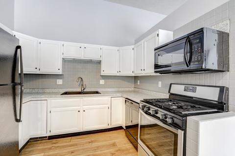 1207 N Linden St, Normal, IL 61761 photo 10