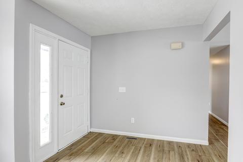 1207 N Linden St, Normal, IL 61761 photo 3