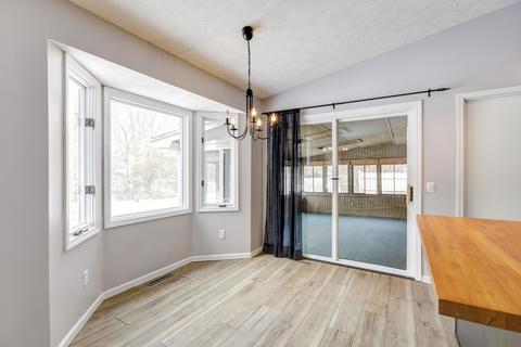 1207 N Linden St, Normal, IL 61761 photo 7