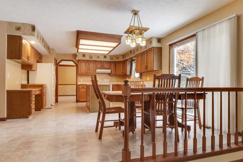 501 Amherst Dr, Normal, IL 61761 photo 15
