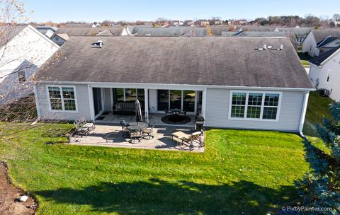 2518 Edgewater Dr, Elgin, IL 60124 photo 28