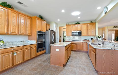 2518 Edgewater Dr, Elgin, IL 60124 photo 10