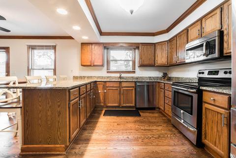 440 Maple Ave, Elburn, IL 60119 photo 9