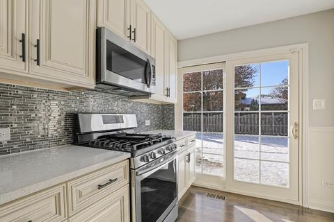 18428 Willow Ln, Lansing, IL 60438 photo 8