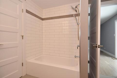 1425 Cooper Rd, Hoffman Estates, IL 60169 photo 16