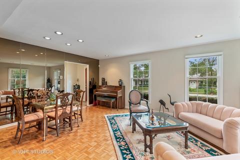 201 Mark Dr, Glenview, IL 60025 photo 3