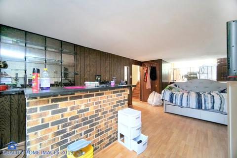 710 E 148th St, Dolton, IL 60419 photo 9