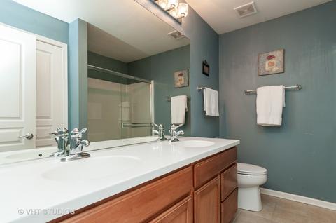 108 Devoe Dr, Oswego, IL 60543 photo 6