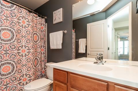 108 Devoe Dr, Oswego, IL 60543 photo 8