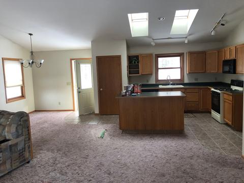 1904 E Town Line Rd, Leaf River, IL 61047 photo 9
